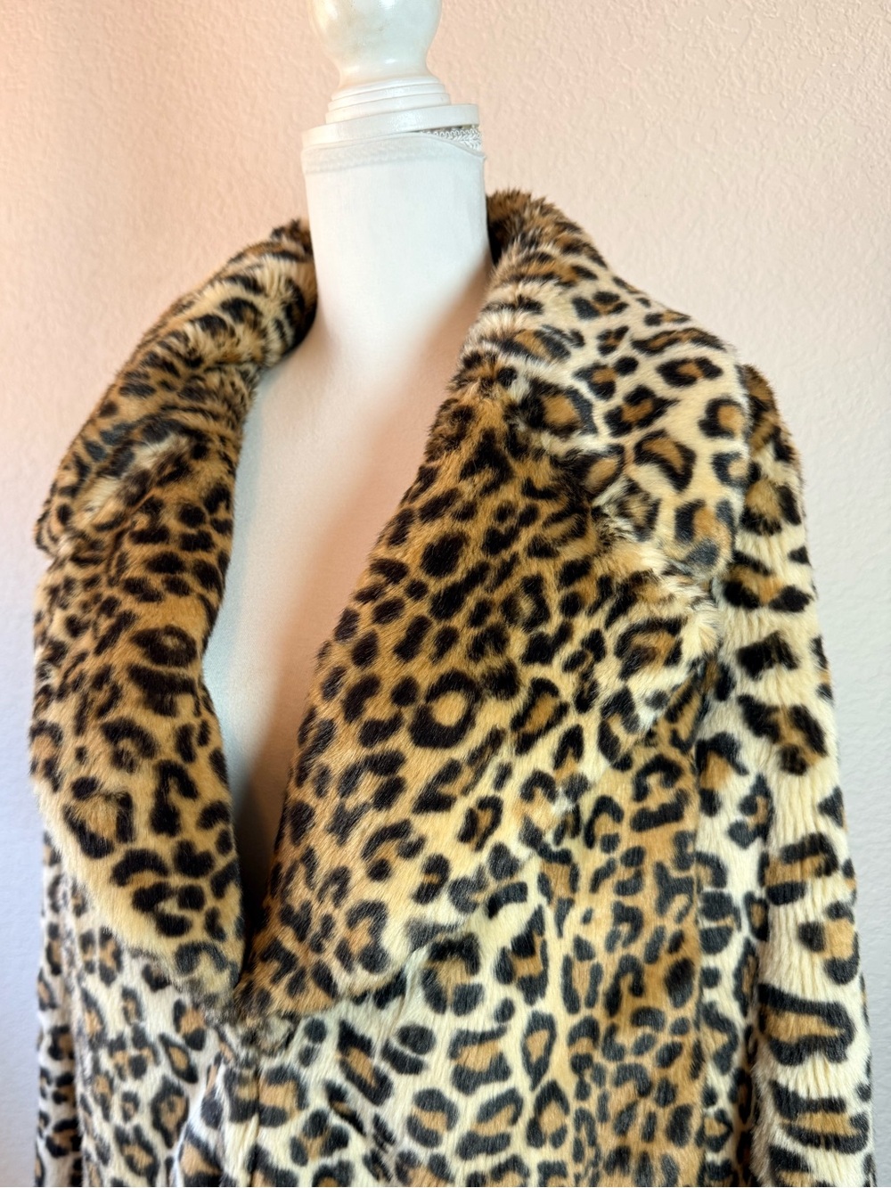 NEW Love Token faux fur leopard coat size Large - Picture 4 of 11
